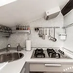 דירה La Mansardina Di Giuly By Quokka 360 - Bright Attic In The Centre Of