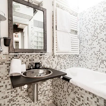 La Mansardina Di Giuly By Quokka 360 - Bright Attic In The Centre Of Como